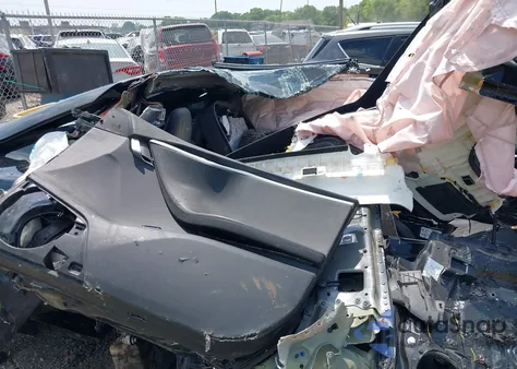 2016 Tesla Model S 90D/P100D/P85D/P90D z USA, uszkodzony, nr VIN 5YJSA1E41GF143185